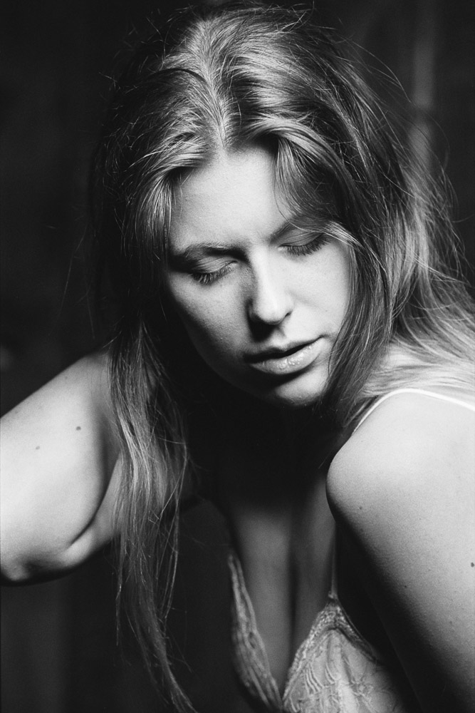 Canon 1v, Canon 70-200 2.8 IS II, Kodak Tri-x, Kodak Xtol, Pakon F-135+