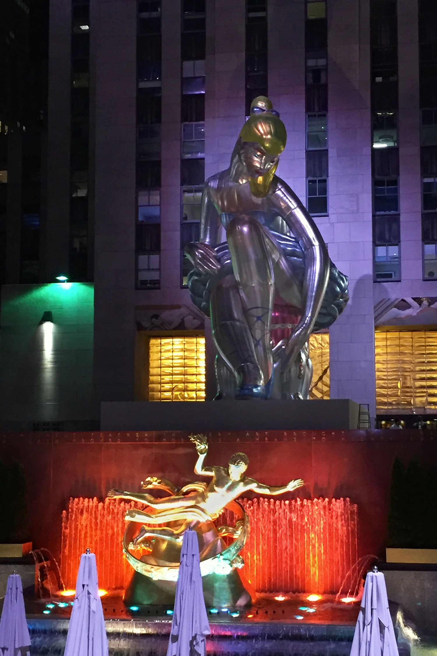 Jeff Koons, Rockefeller Center, NYC