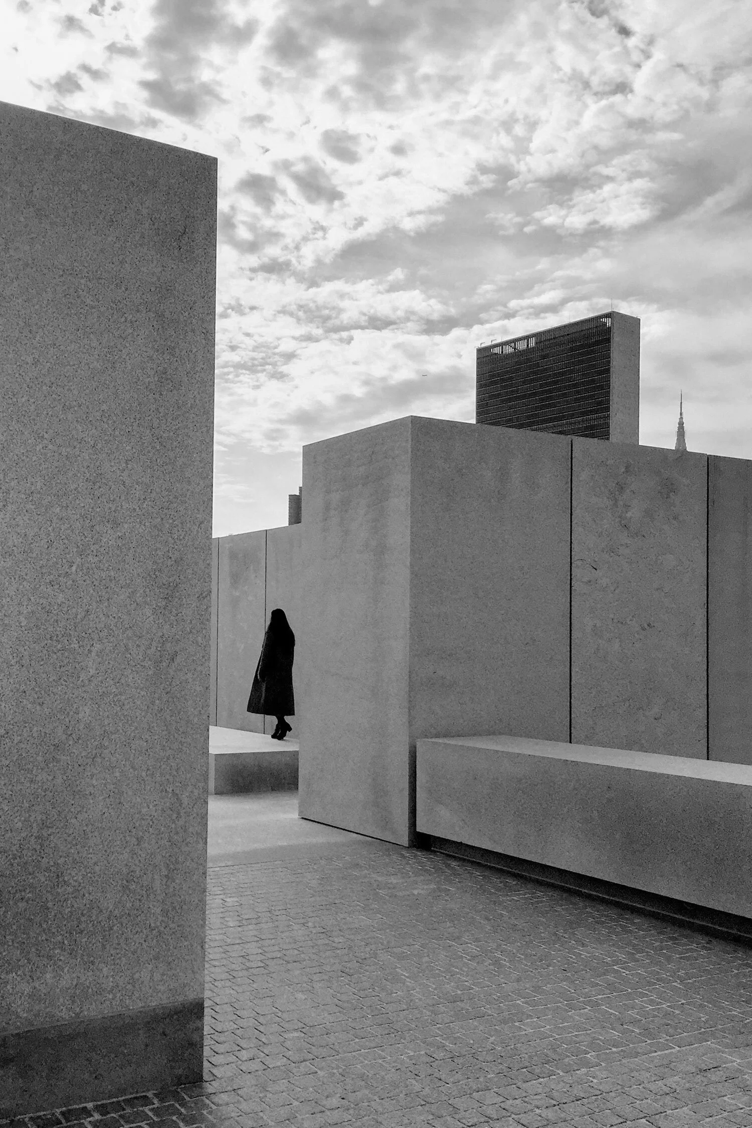 Fashion in Louis Kahn Park, Roosevelt Island, NYC
