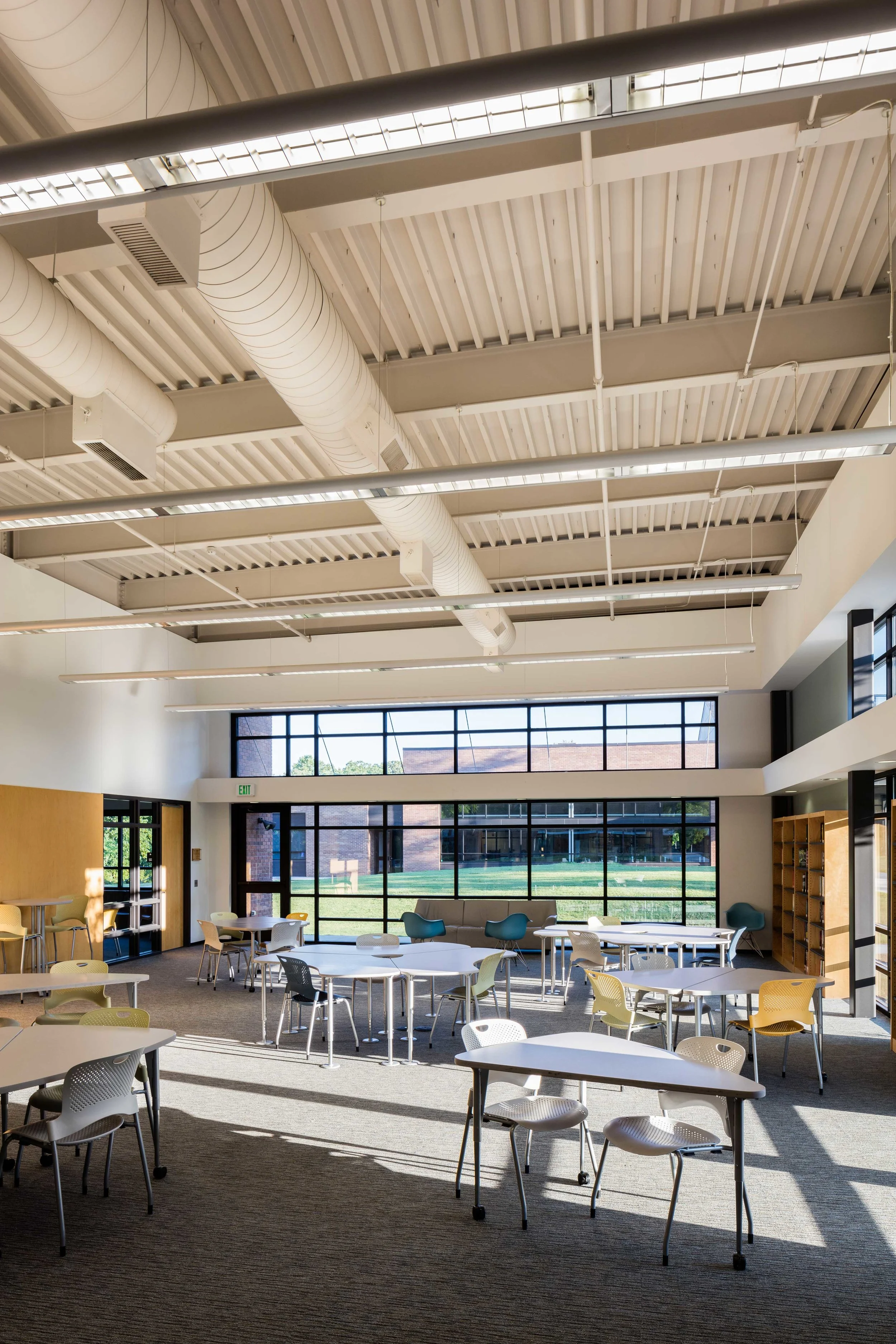 DA-Learning-Commons-Interior-shadows.jpg