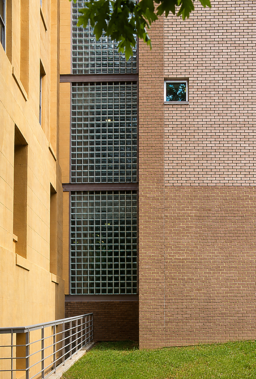 SAR - Connection to existing bldg.png