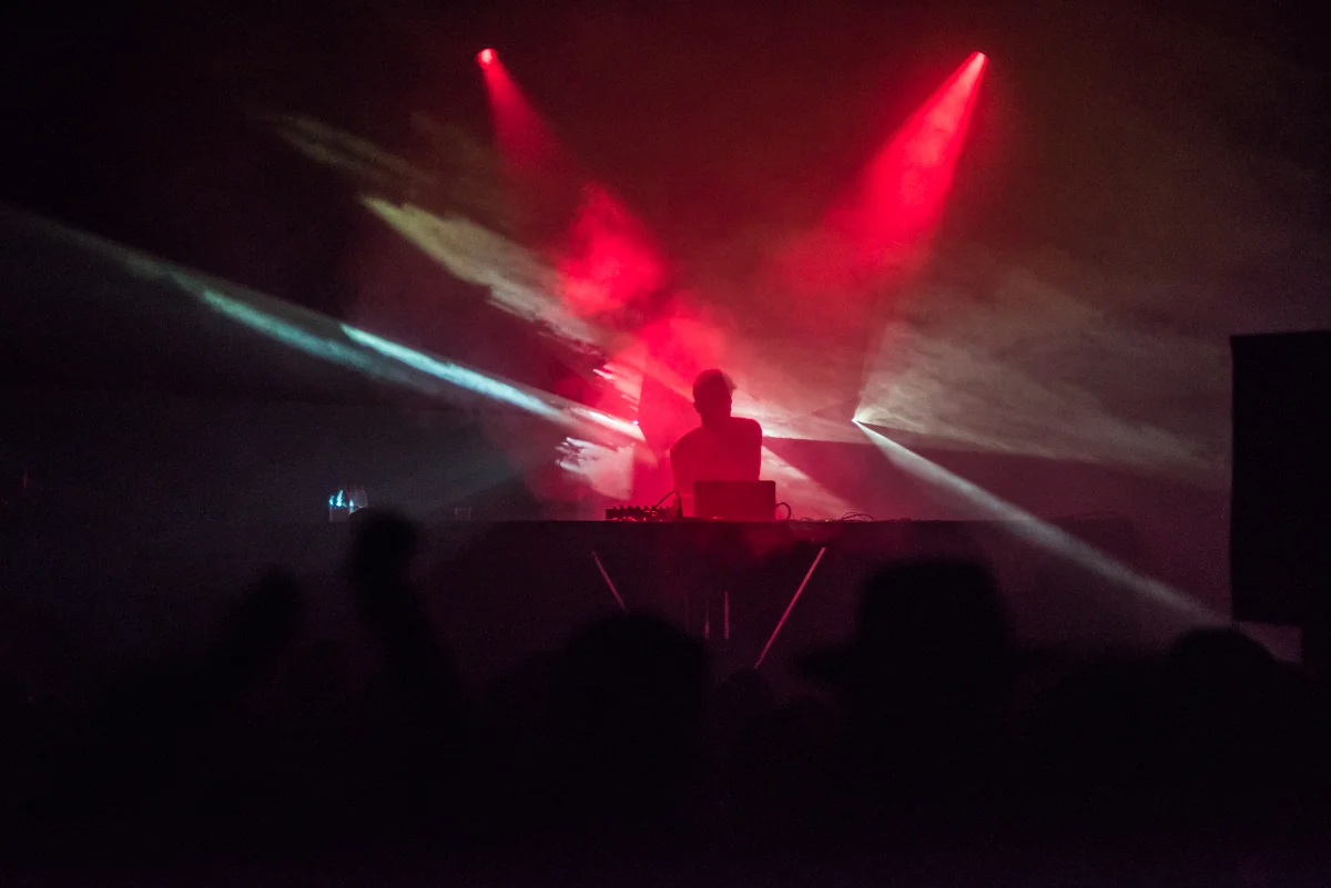 12-Nicolas_Jaar--3.jpg