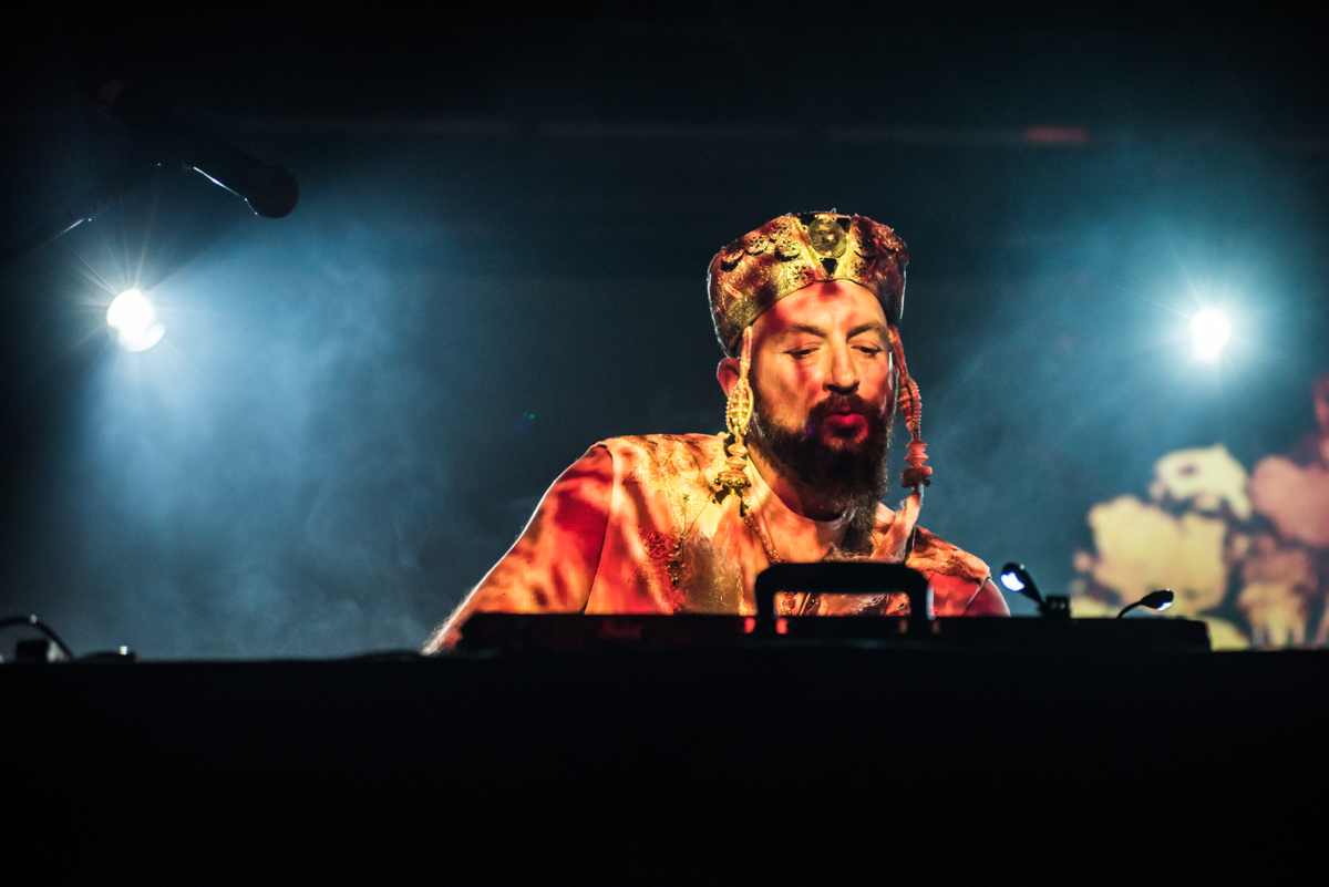 10-Damian_Lazarus-5.jpg
