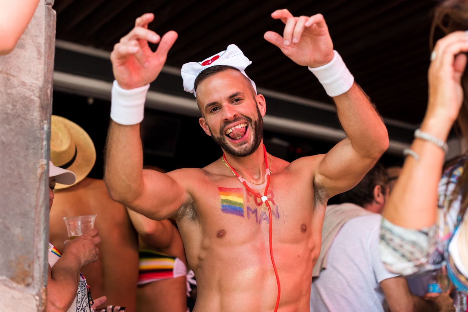 Boys-Gay-Pride-17.jpg