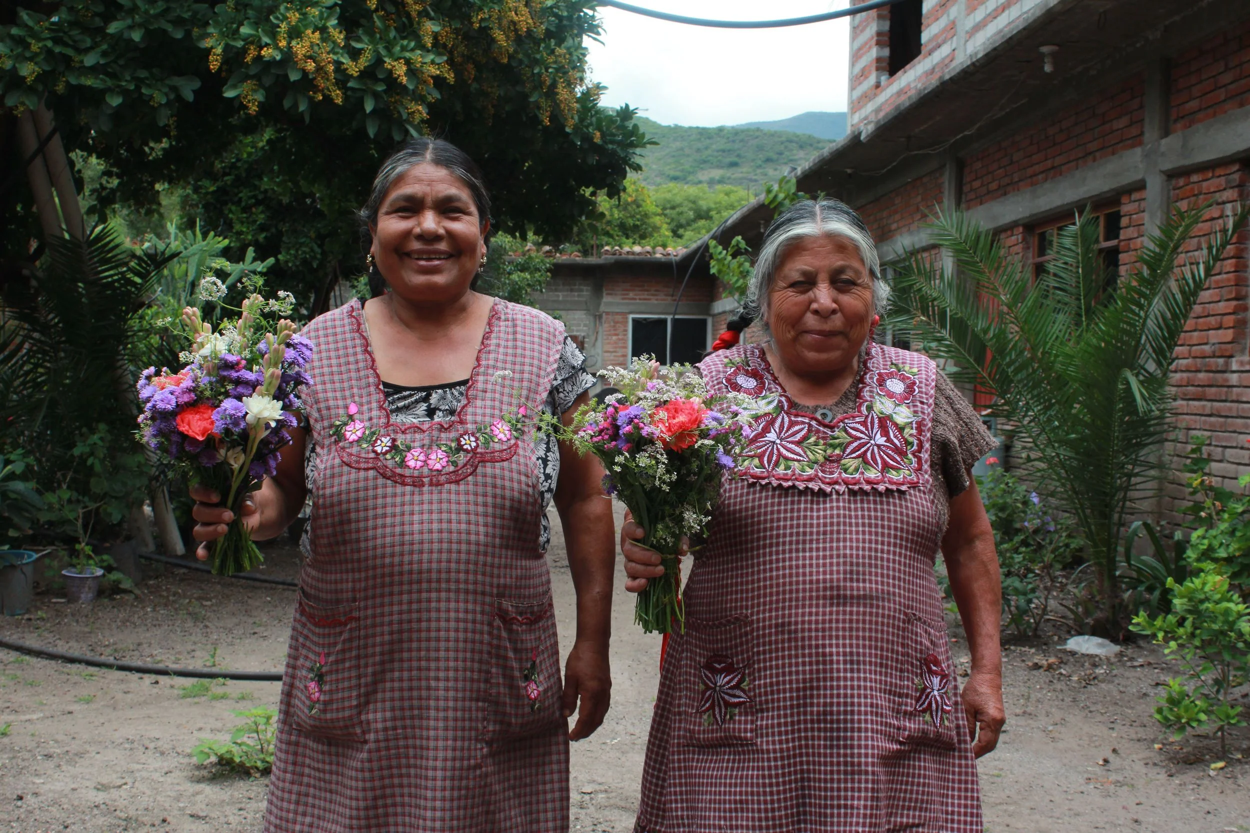 Mariana & Ernestina