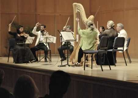  Performing with Chamber Music Northwest with members of the Lincoln Center Chamber Music Society, Portland, Oregon 2008    
