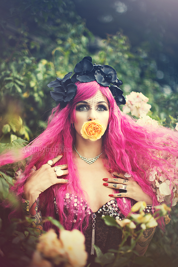  Styling:   Spoiled Cherry    Photography:   Yellow Bubbles    Model:   Dolores Kelley   