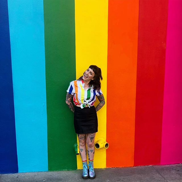 Happy #pride #portland ๐ Iโm so excited that I get to experience pride in three different cities this year! Portland pride was rad. Next up is #sanfranciscopride and then #vancouverbccanada pride. This little #queer is very happy! #gay #portlandmakeupartist #queermakeupartist #loveislove