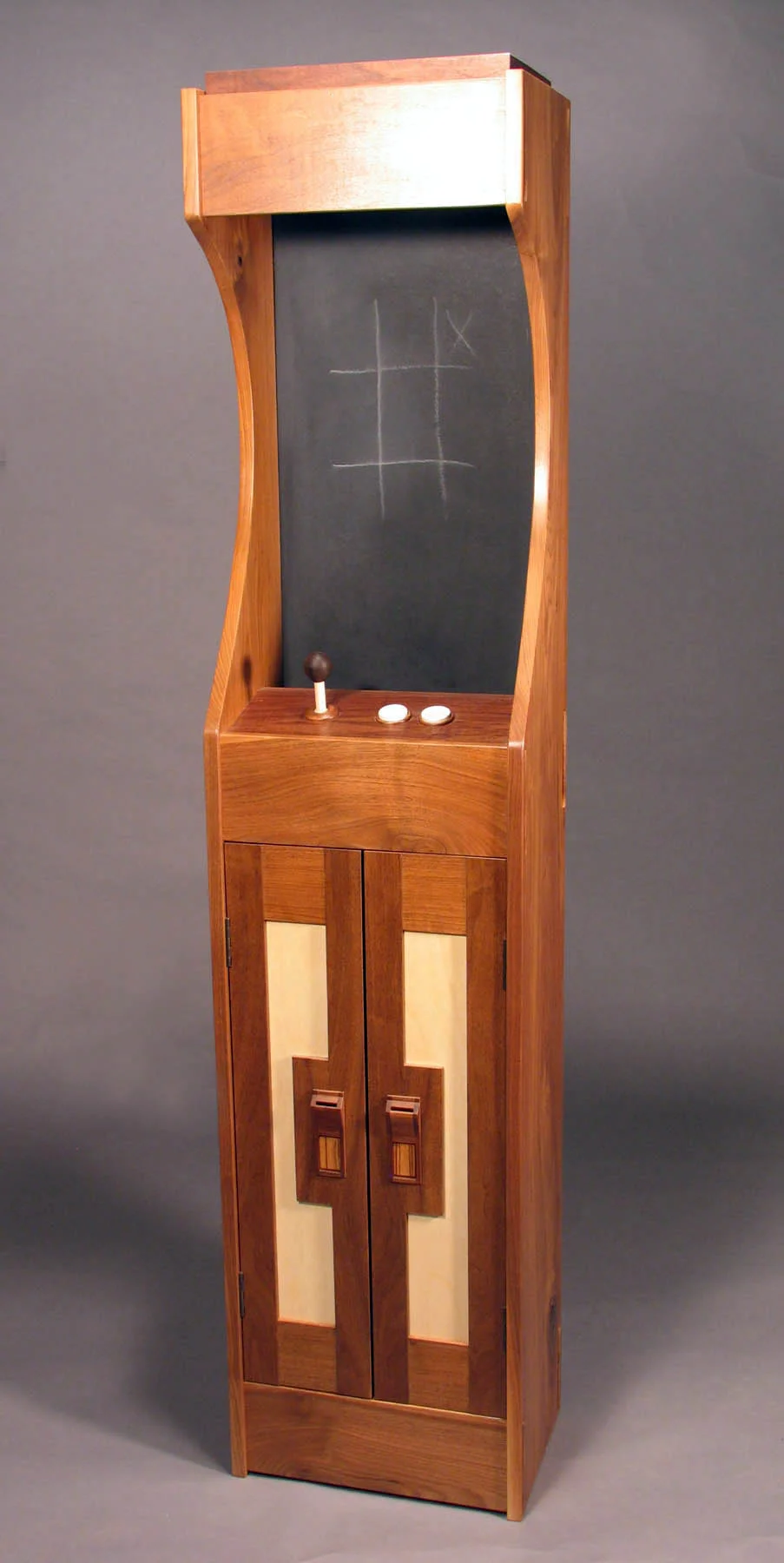 arcade cabinet.jpg