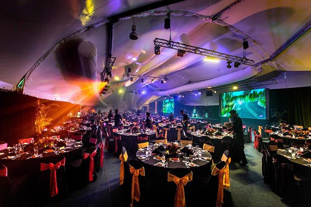 This incredible @wardbenedict event was like no other! We lit up 💥 the @sheratongrandportdouglas Glade with @microhire_au for some very special clients. A big thanks to @flowersbywynne 💐 for the magnificent centrepieces and @lukasteasdalephotograph