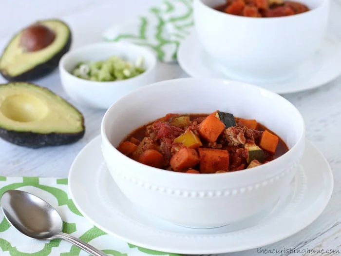This Slow Cooker Sweet Potato Chili is a combination of a spicy, meaty tomato sauce paired with the subtle sweetness of creamy sweet potatoes and an assortment of veggies. Talk about a bowl full of healthy flavor!