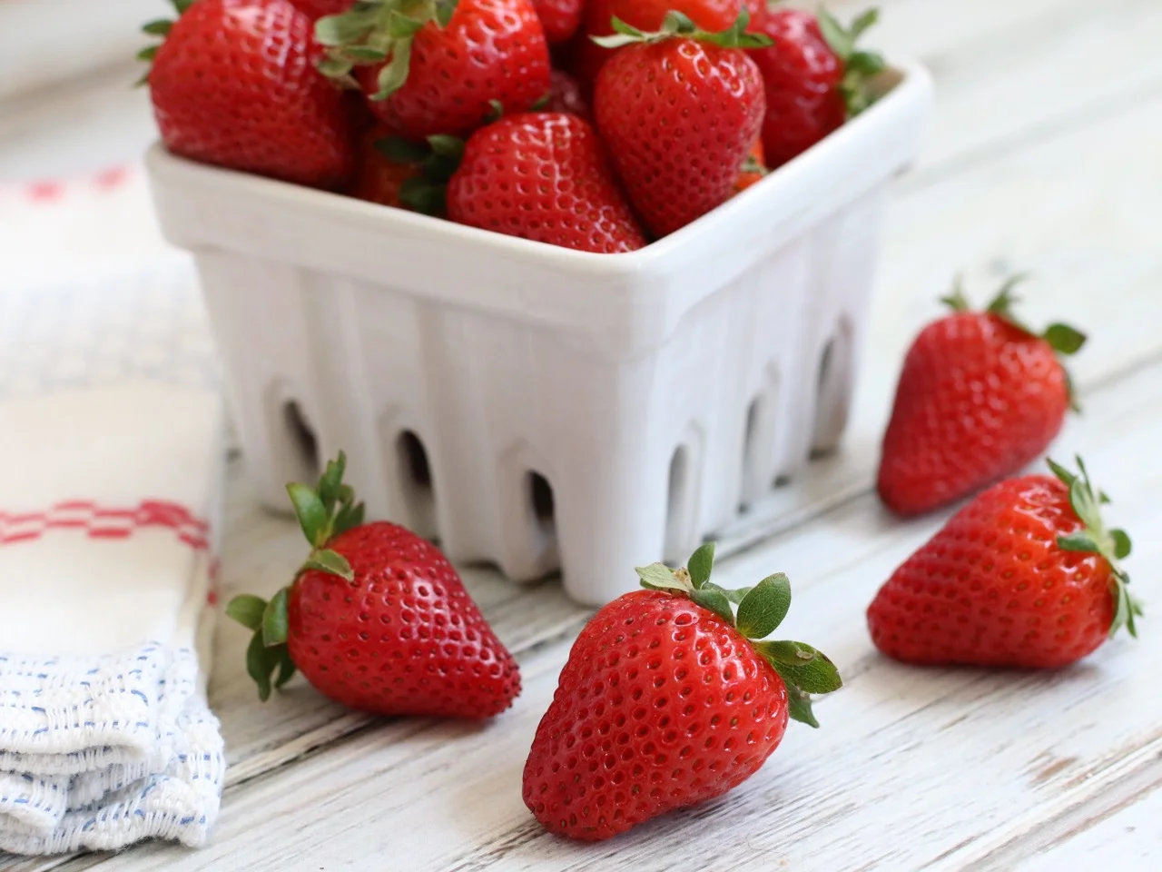 6 Scrumptious Strawberry Recipes to Celebrate the Season