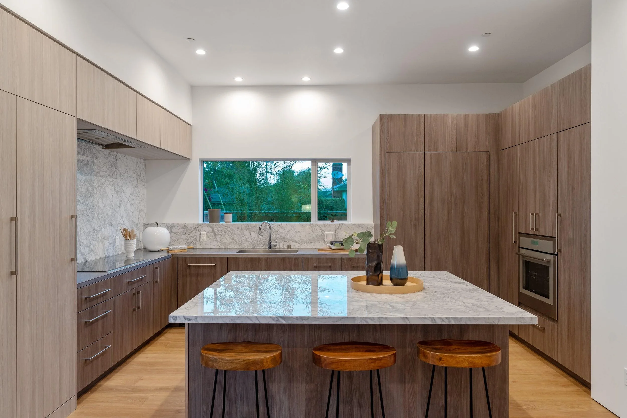 mentone kitchen hi res 4.jpg