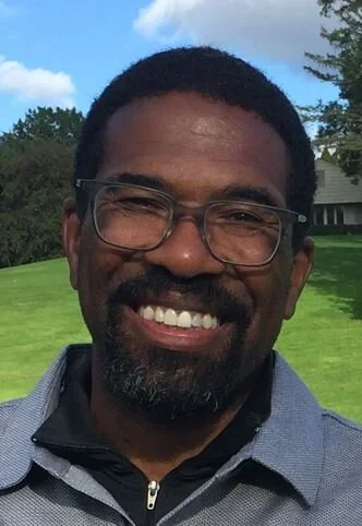  Mike Holland (Captain) 