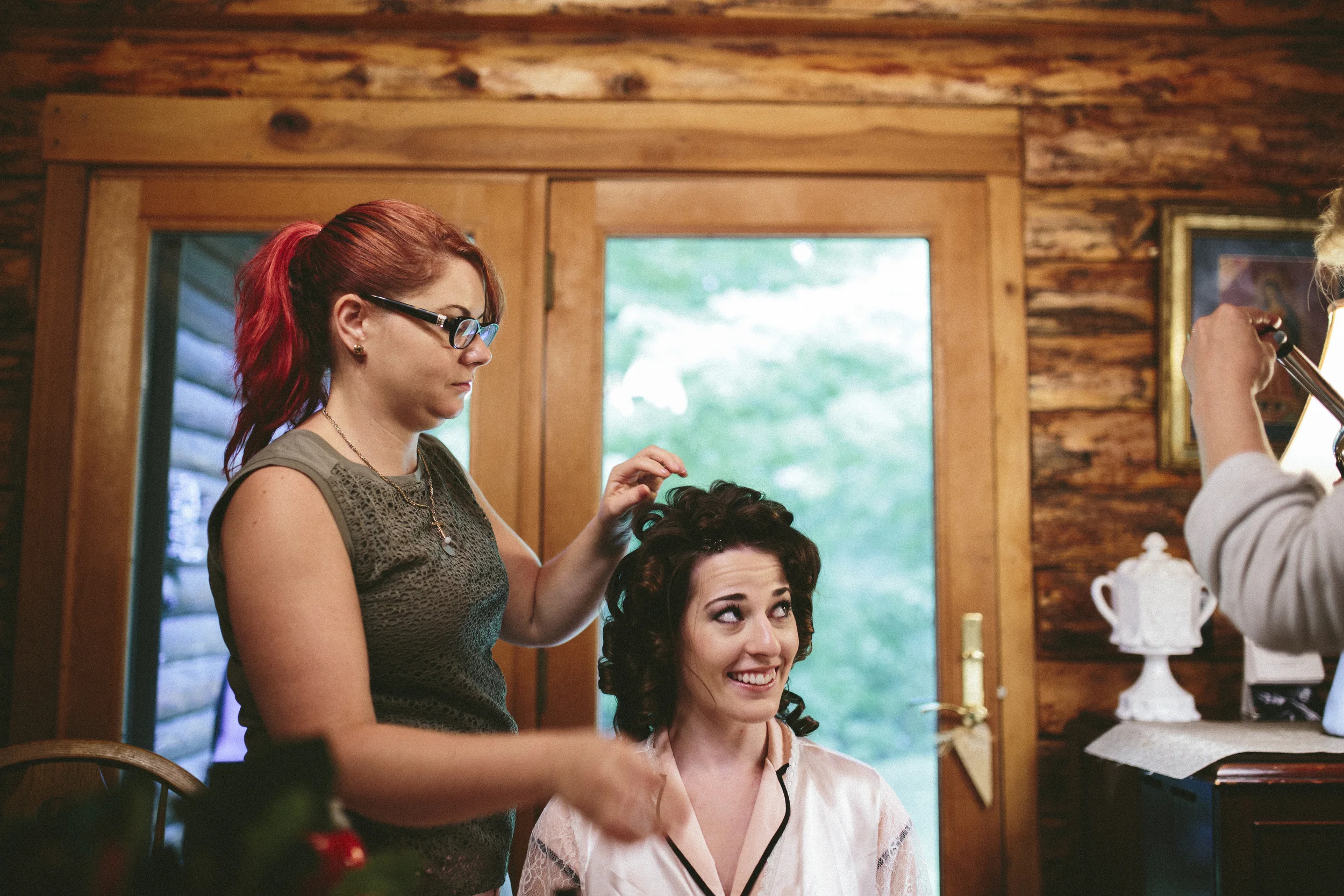 140Girls-Getting-Ready.jpg
