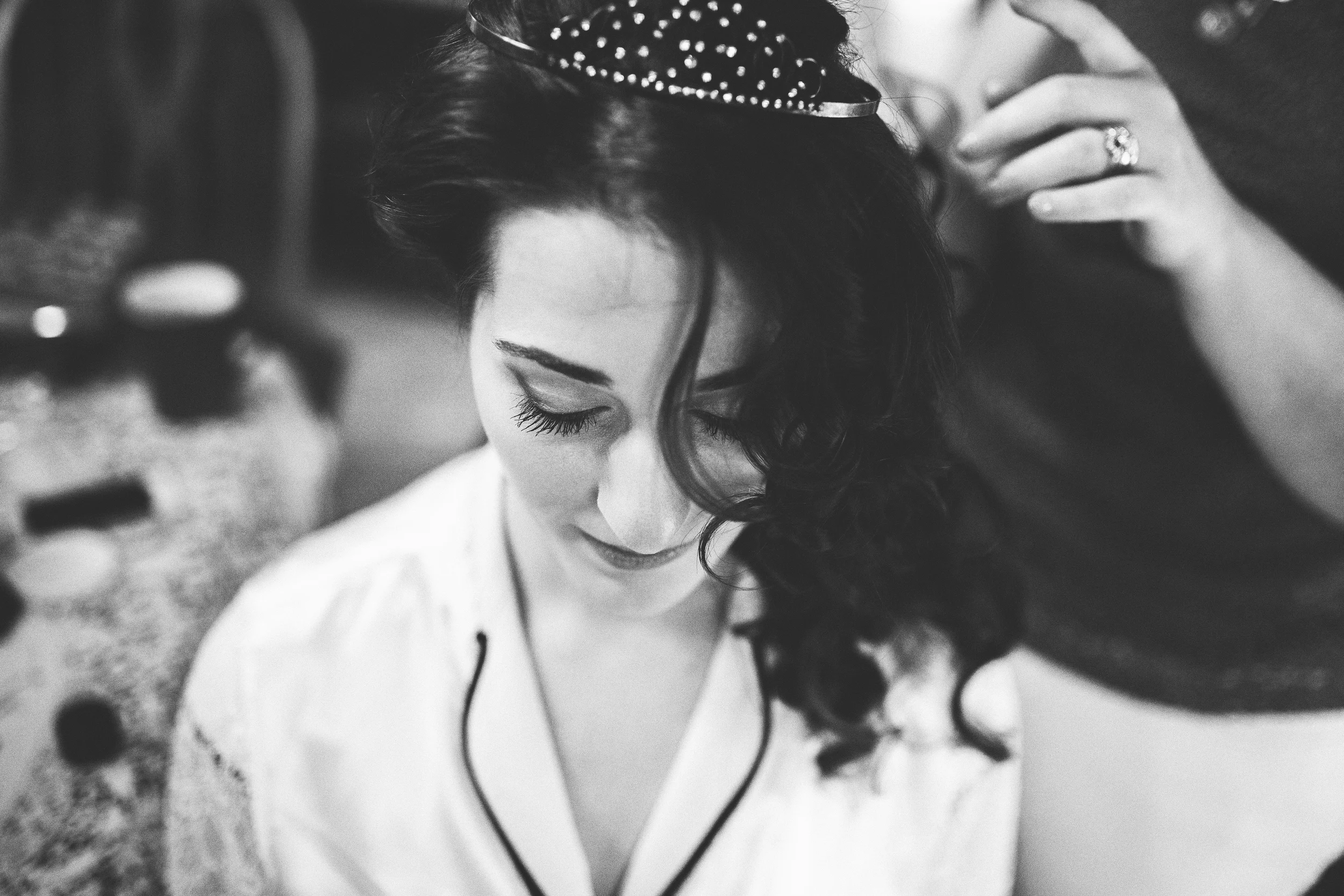 154Girls-Getting-Ready copy_1.jpg