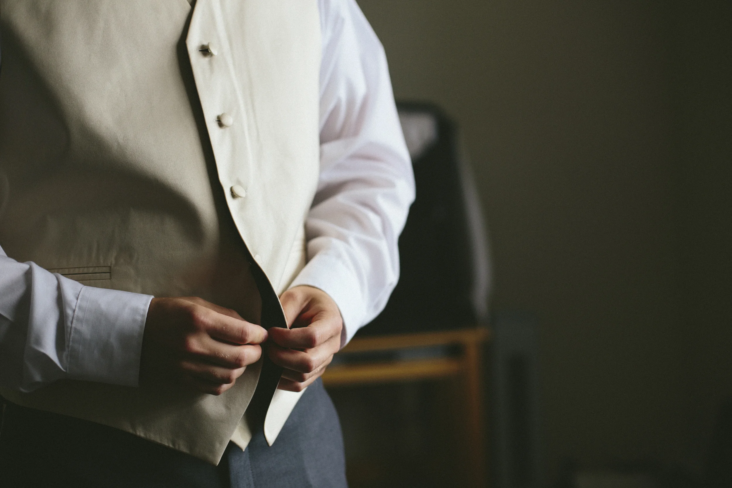 030Guys-Getting-Ready.jpg