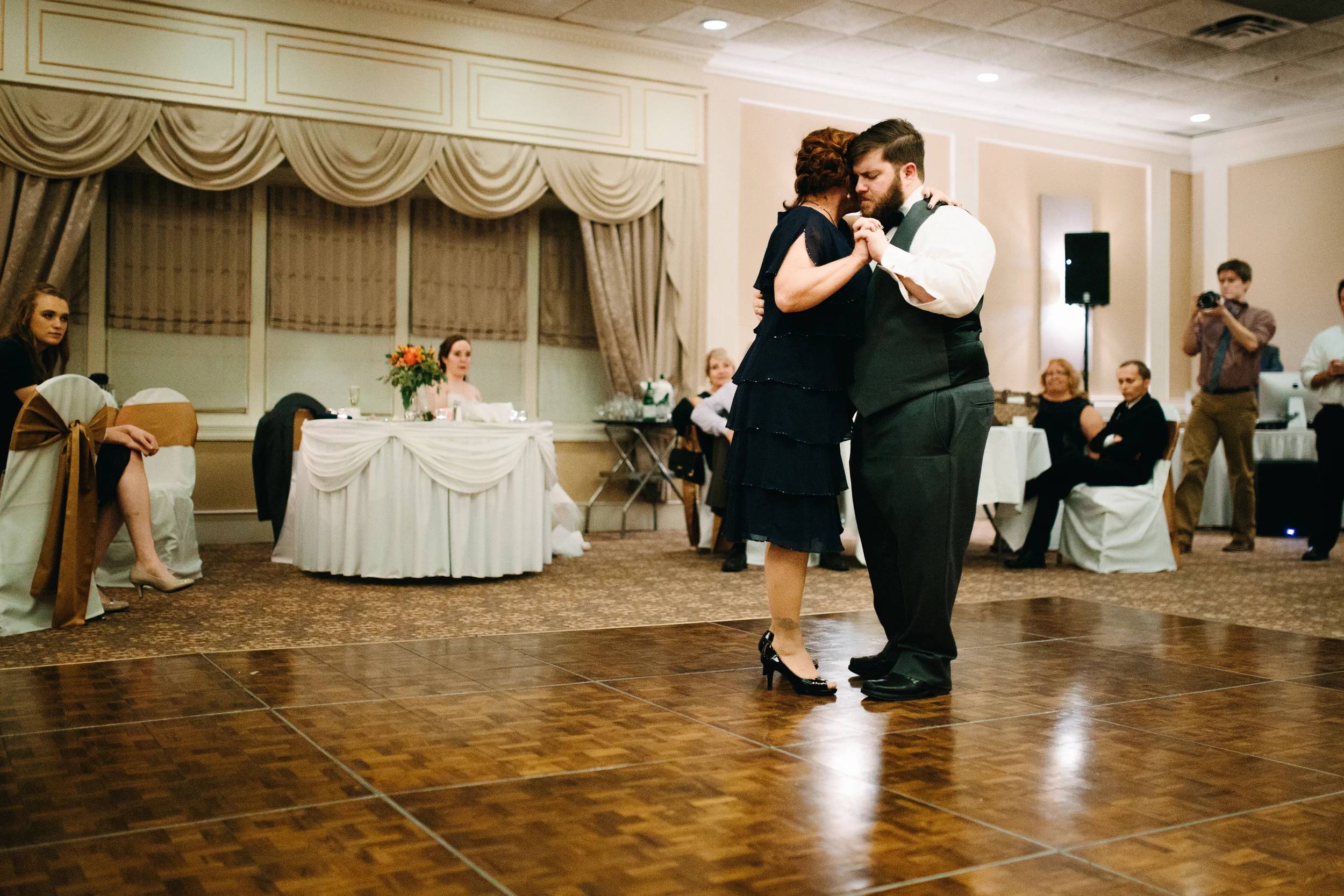 086-cam1-reception.jpg