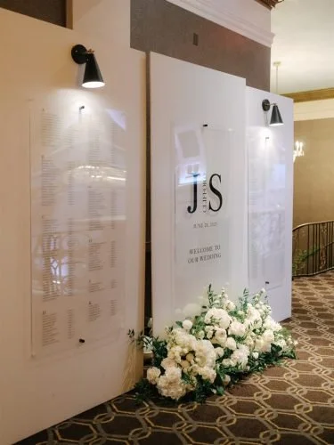 Elegant-Philadelphia-wedding-reception-with-statement-decor-for-high-end-couples.jpg
