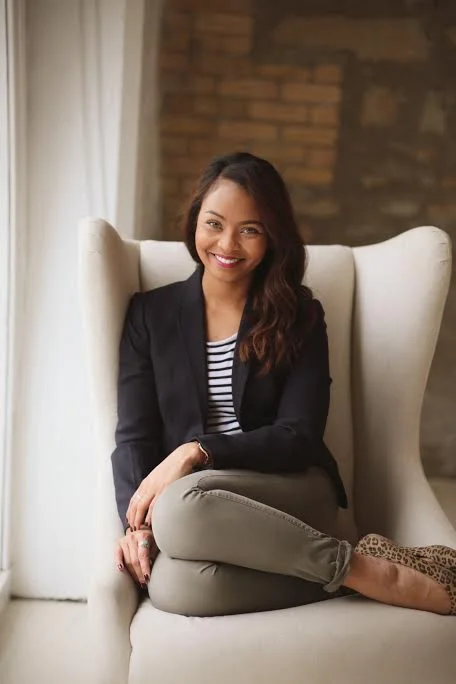 Series: linyage lady | Jessica Coffin