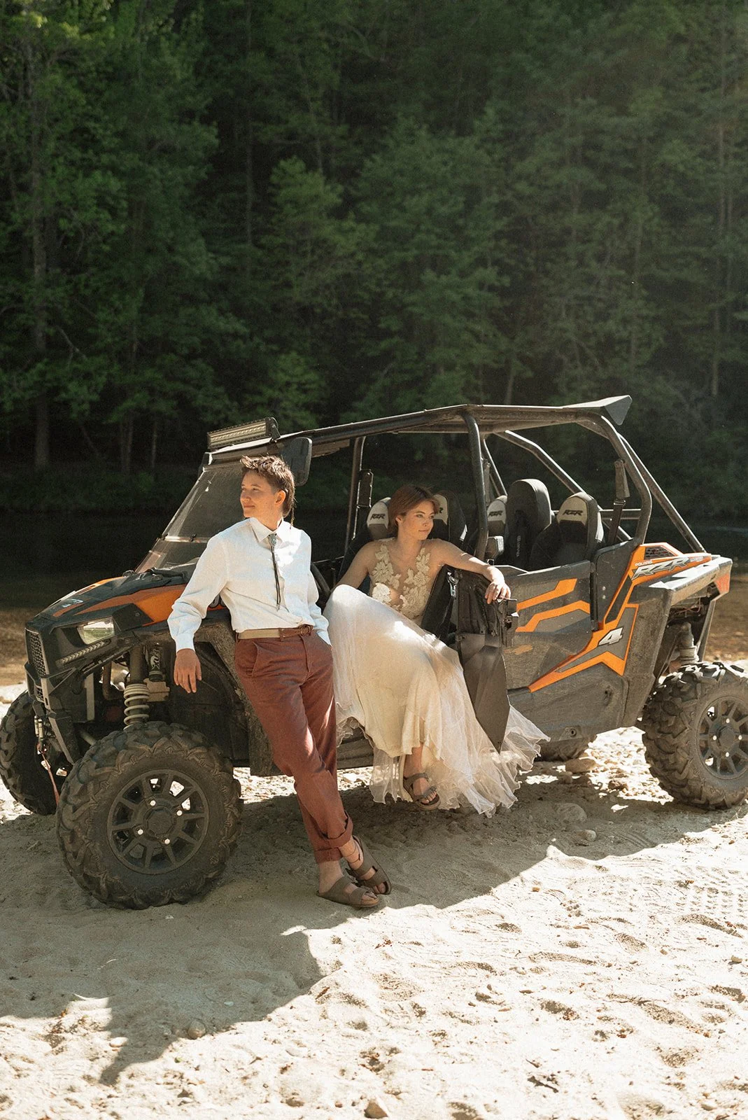 lgbtq+ outdoor elopement wedding photos