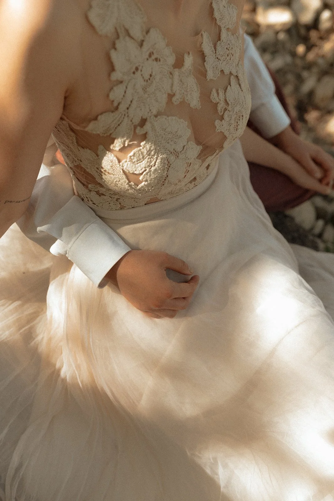 lgbtq+ outdoor elopement wedding photos