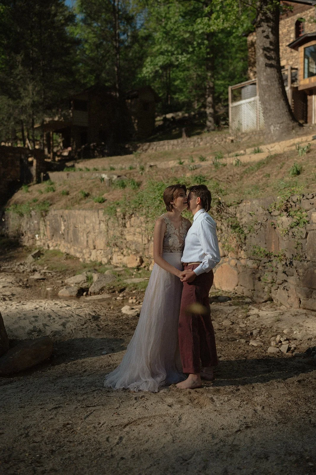 lgbtq+ outdoor elopement wedding photos