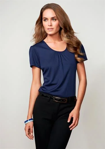 shirting-2013_pg14_chic-blue_ladies_0477_365.jpg