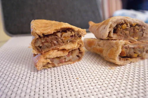eatdrinklagos mr biggs meat pie-3.jpg