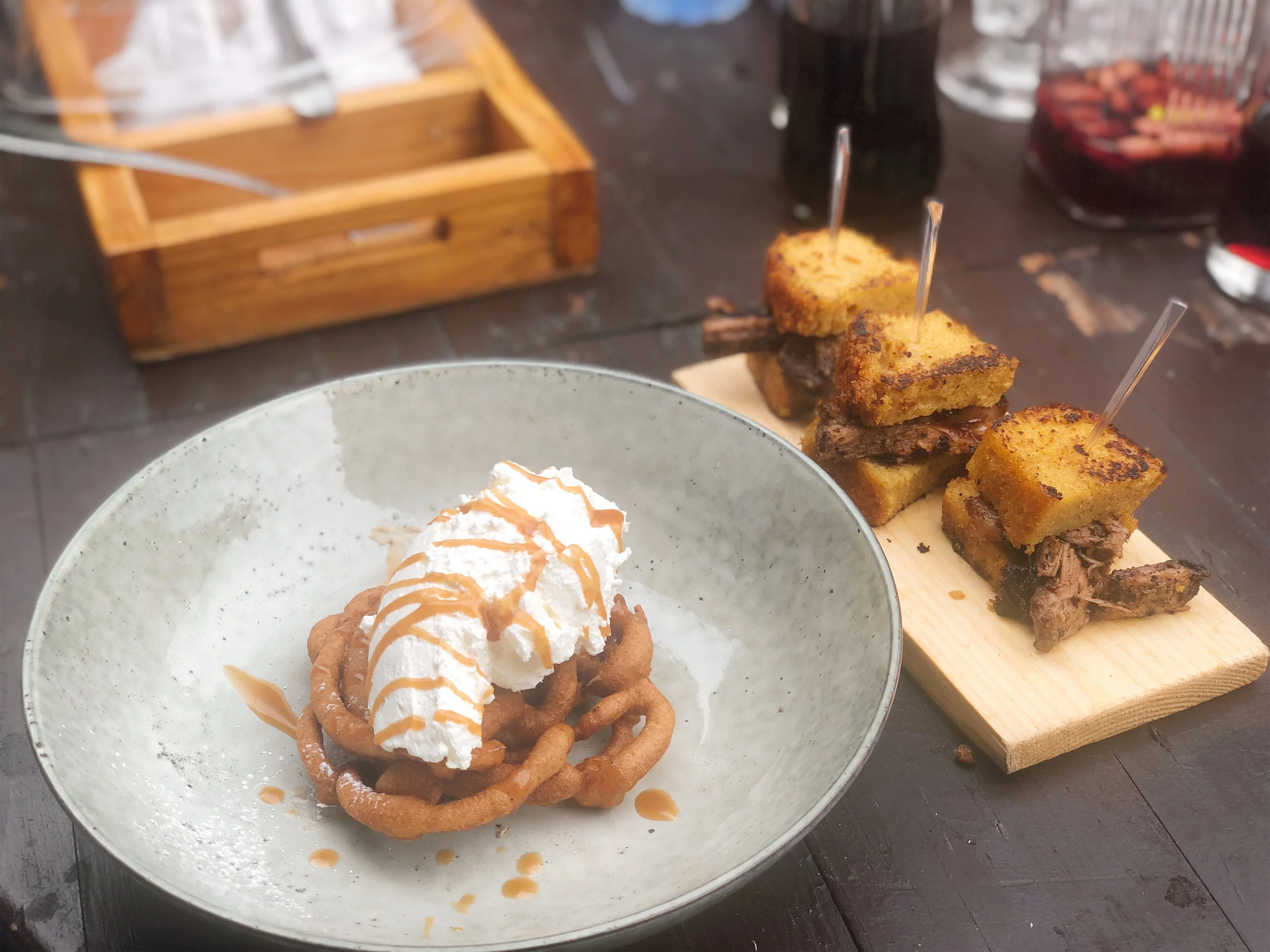 EDL Weekender: A Boozy Brunch and a House Party-Weekender