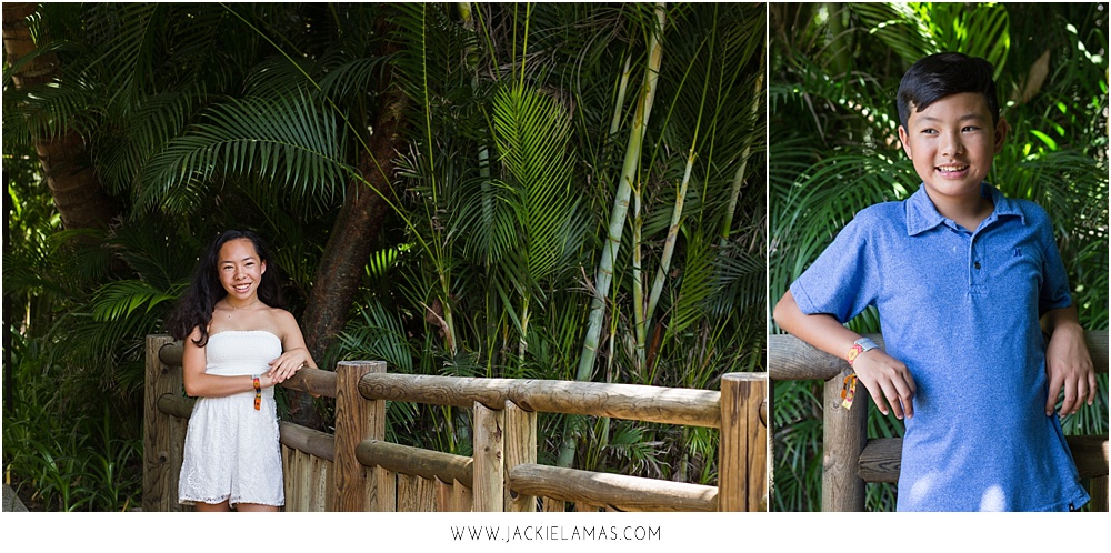 beach-family-portraits-sayulita-mexico.jpg