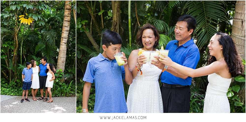 beach-vacation-family-portraits-nuevo-vallarta.jpg