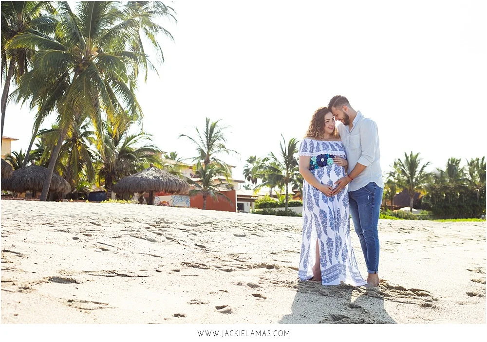 beach-portrait-sessions-mexico-puerto-vallarta.jpg