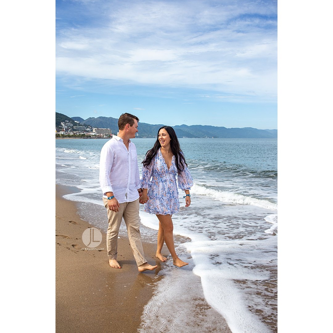 puerto-vallarta-engagement-photos