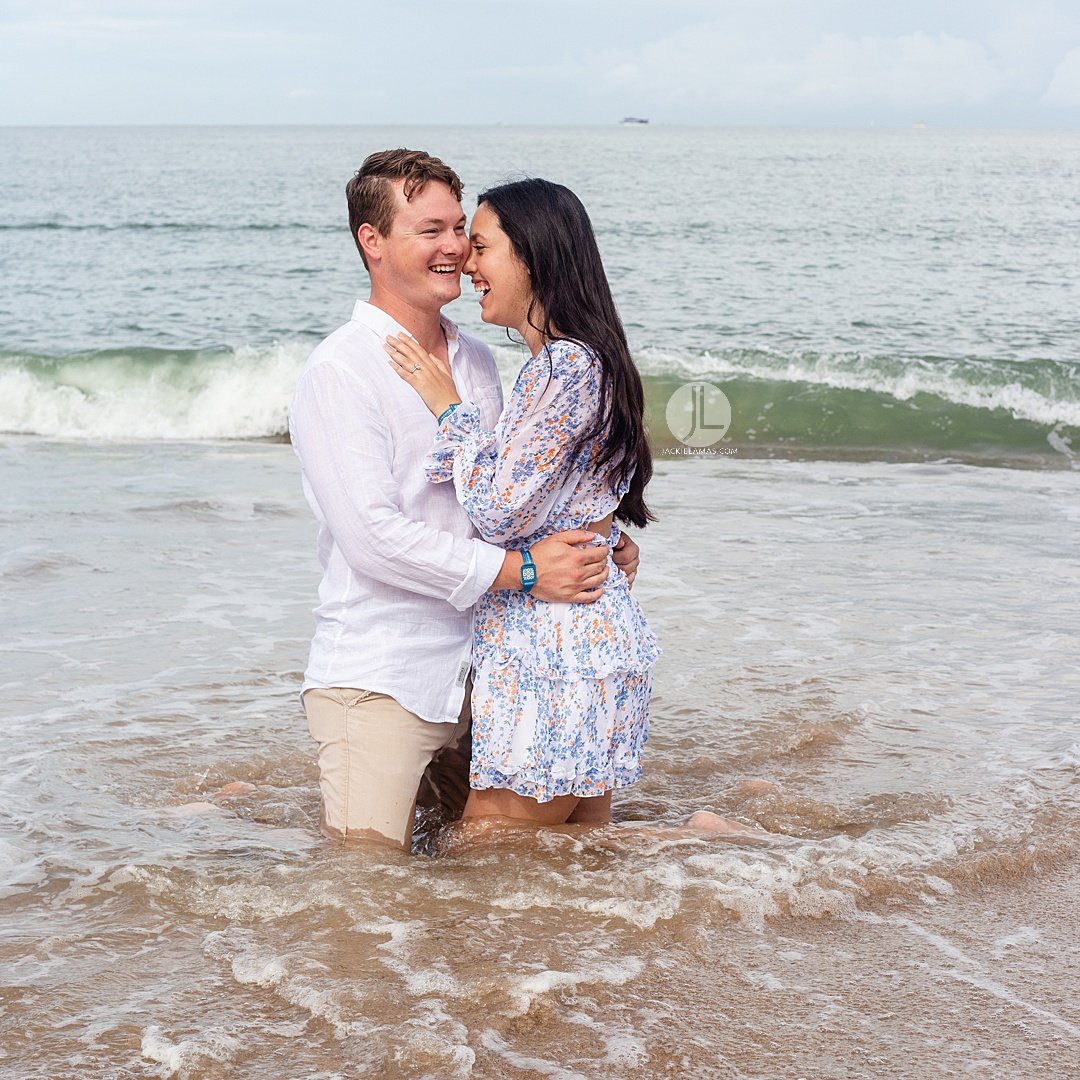 puerto-vallarta-beach-engagement-pics