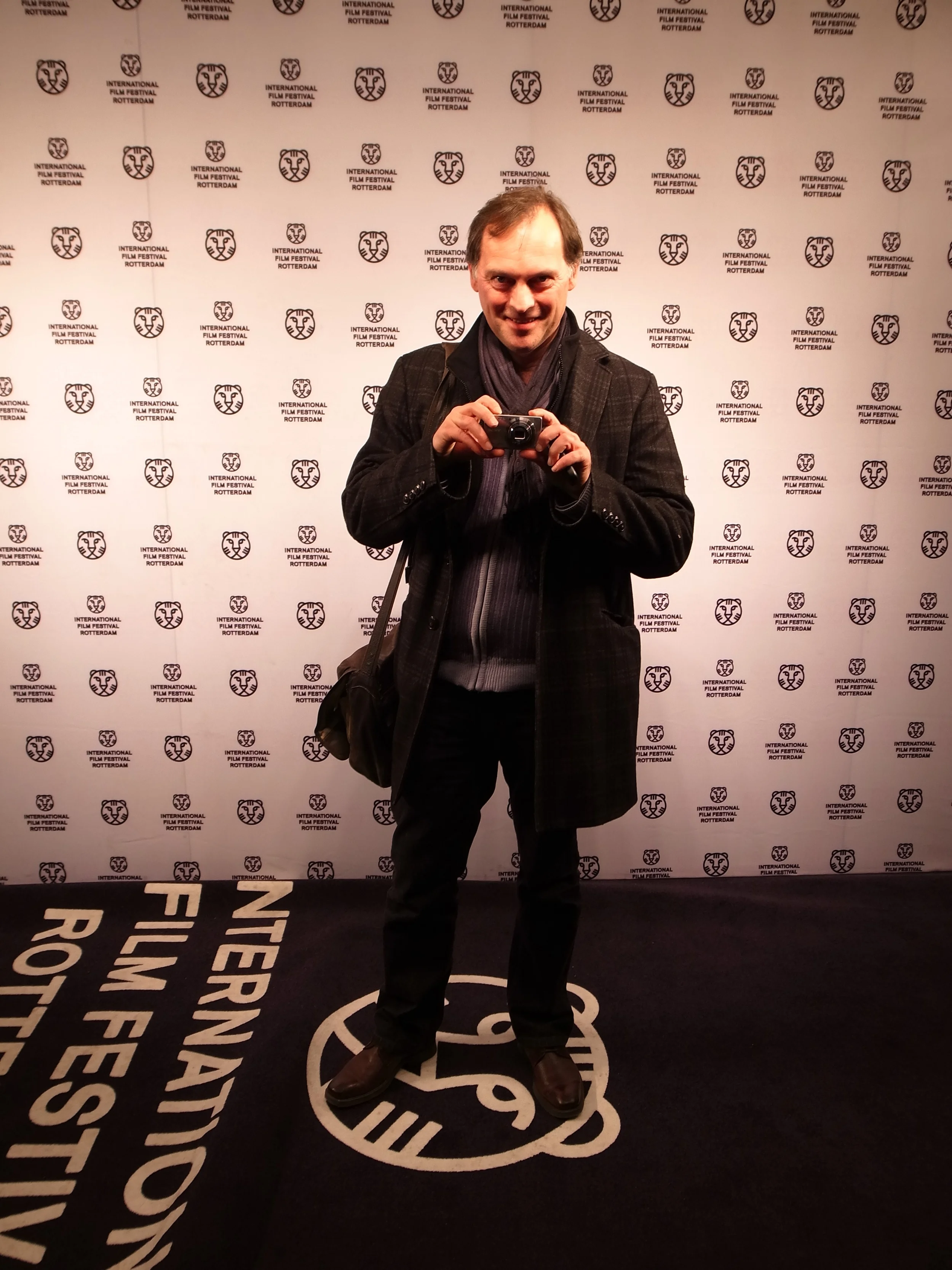 Programmer Edwin Carrels, the man bold enough to bring this piece to Rotterdam.