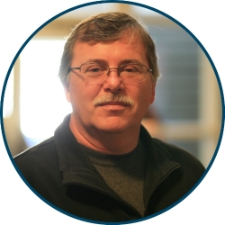 Bob Bonzyack, Advisory Member(Financial Team)