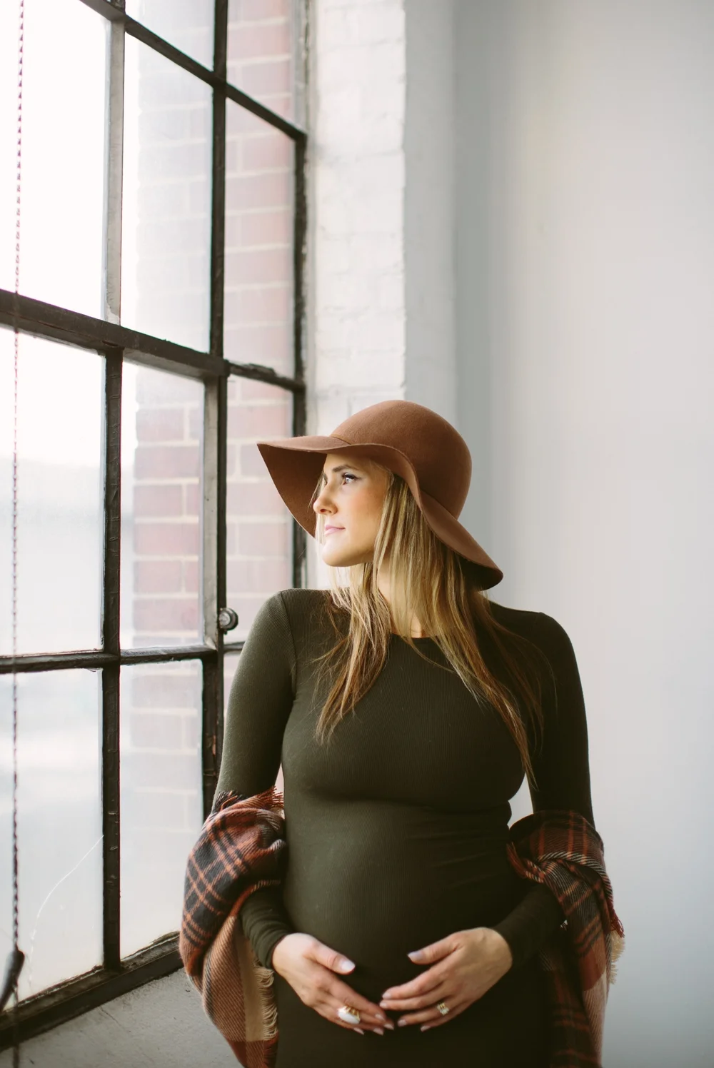 Seattle_Maternity_Studio_Photographer 5.jpg