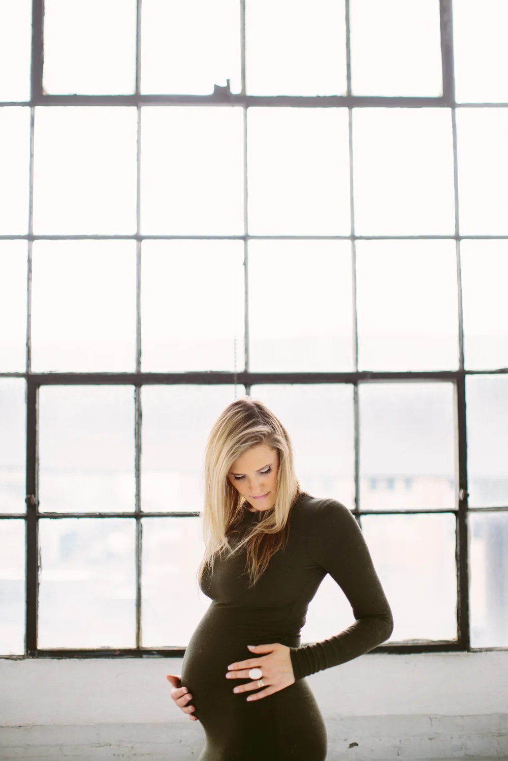 Seattle_Maternity_Studio_Photographer 9.jpg