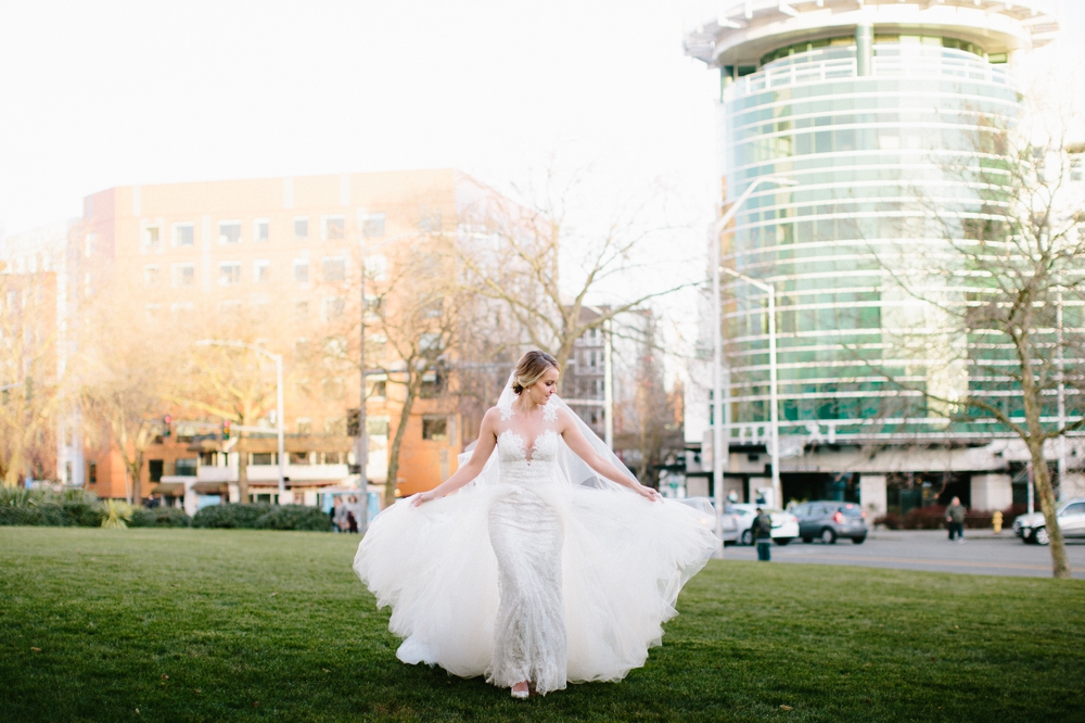 seattle_wedding_photographer_chihuli_garden_and_glass 23.jpg