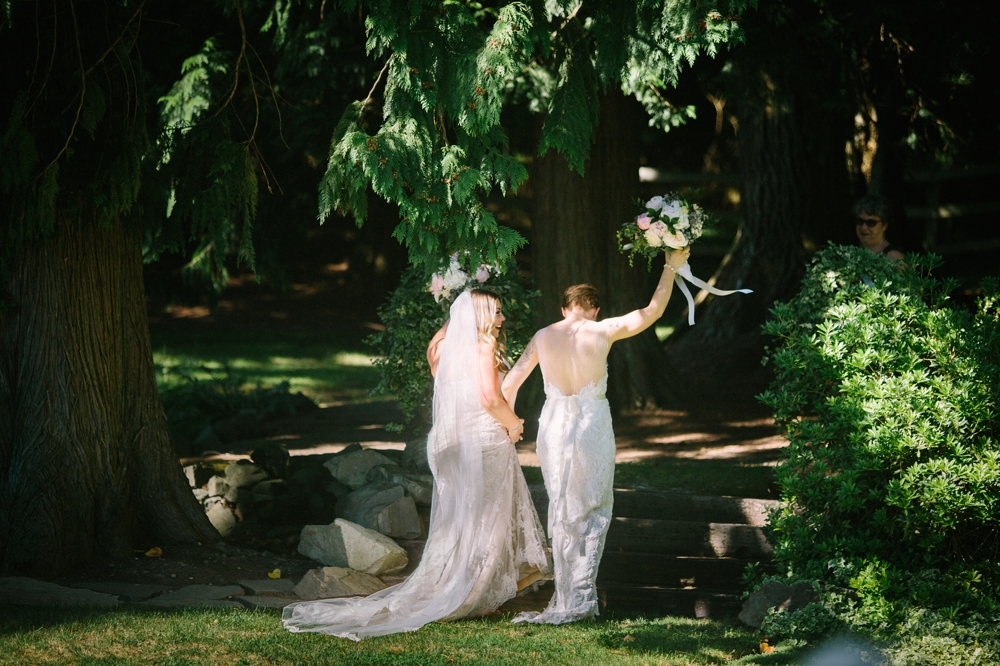 seattle_wedding_photographer_delille_cellars_woodinville 23.jpg