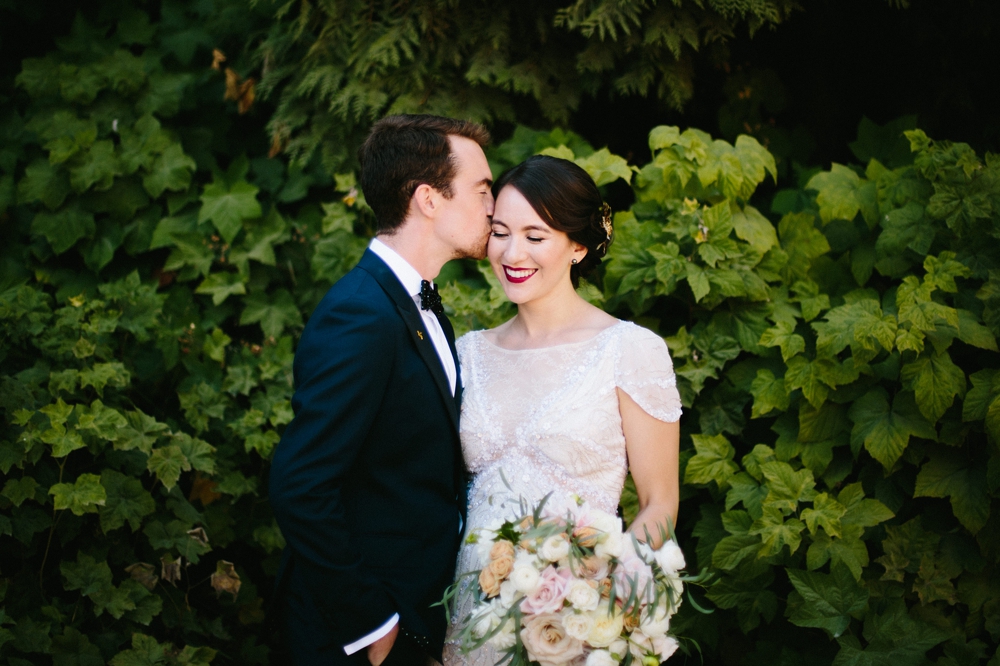 seattle_wedding_photographer_Olympic_sculpture_park 24.jpg