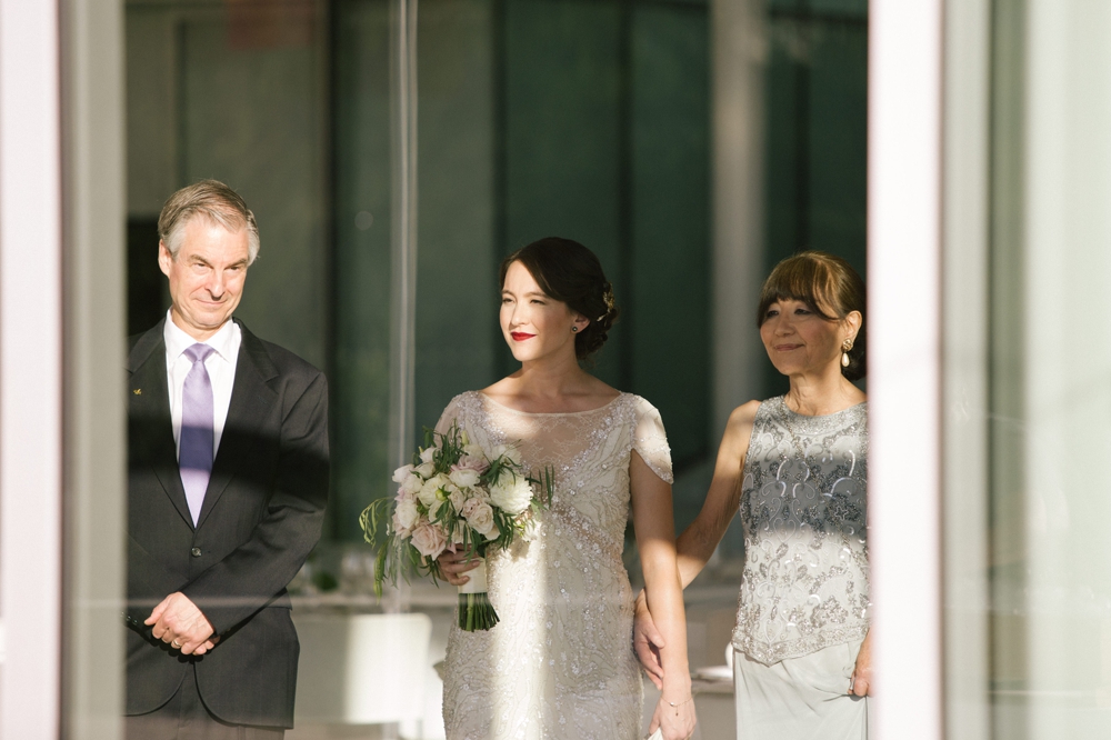 seattle_wedding_photographer_Olympic_sculpture_park 35.jpg