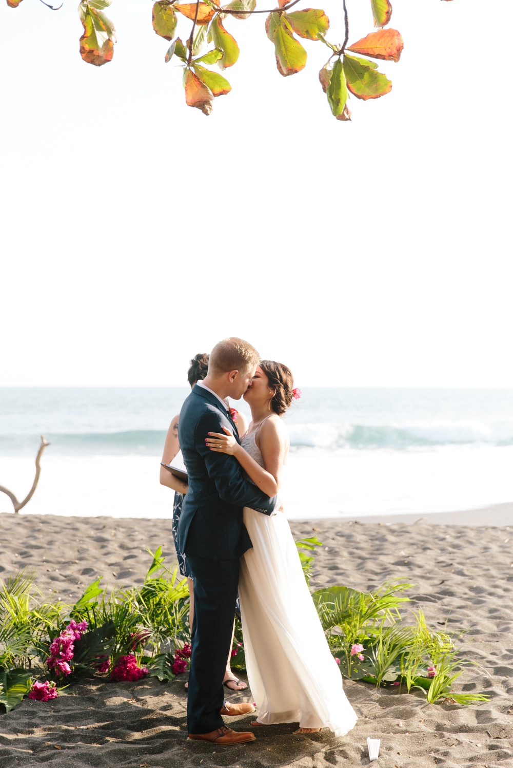 tropical-costa-rican-wedding-photographer 28.jpg