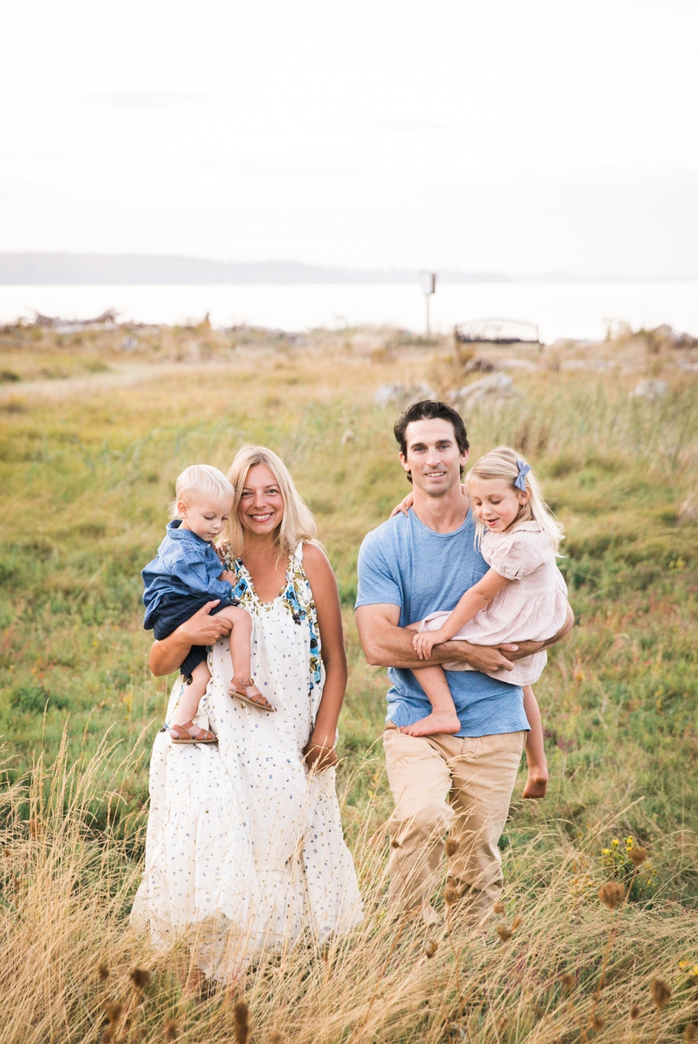 seattle-beach-family-lifestyle-photographer 14.jpg