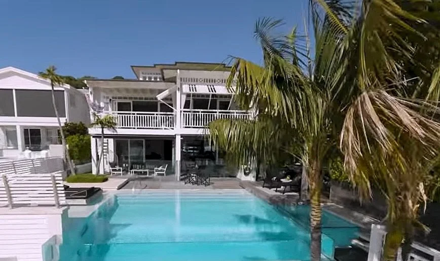 August&mdash;the calm before the cannonballs 💦☀️ We&rsquo;re loving all the backyards we&rsquo;re transforming and getting ready for splash season!
.
.
.
.
.
.
.
.
#pools #trending #backyards #bliss #summervibes☀️ #swimming #landscaping #diybackyard