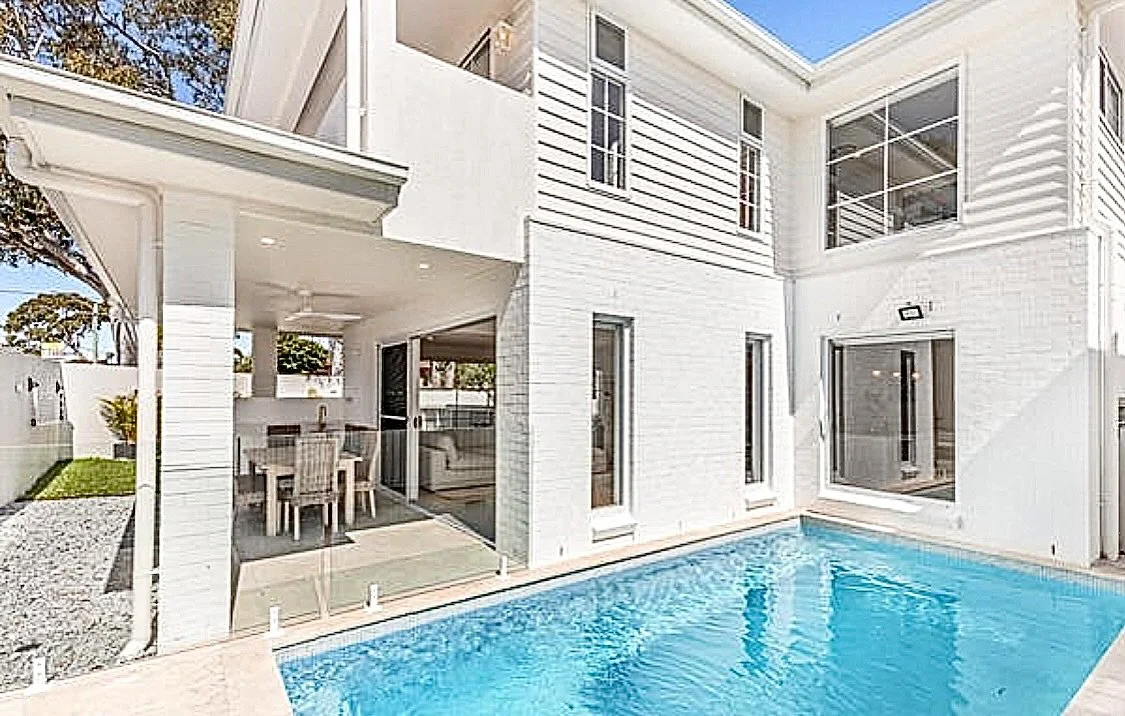 Just completed ✅
Stunning pool interior finished in White Pebble in Caringbah.
A crisp, clean look that brings out the best in the water&rsquo;s natural blue tones.
Ready for summer. @highlandpropertygroup @mitchwynn_highlandproperty 
.
.
.
.
#whitef