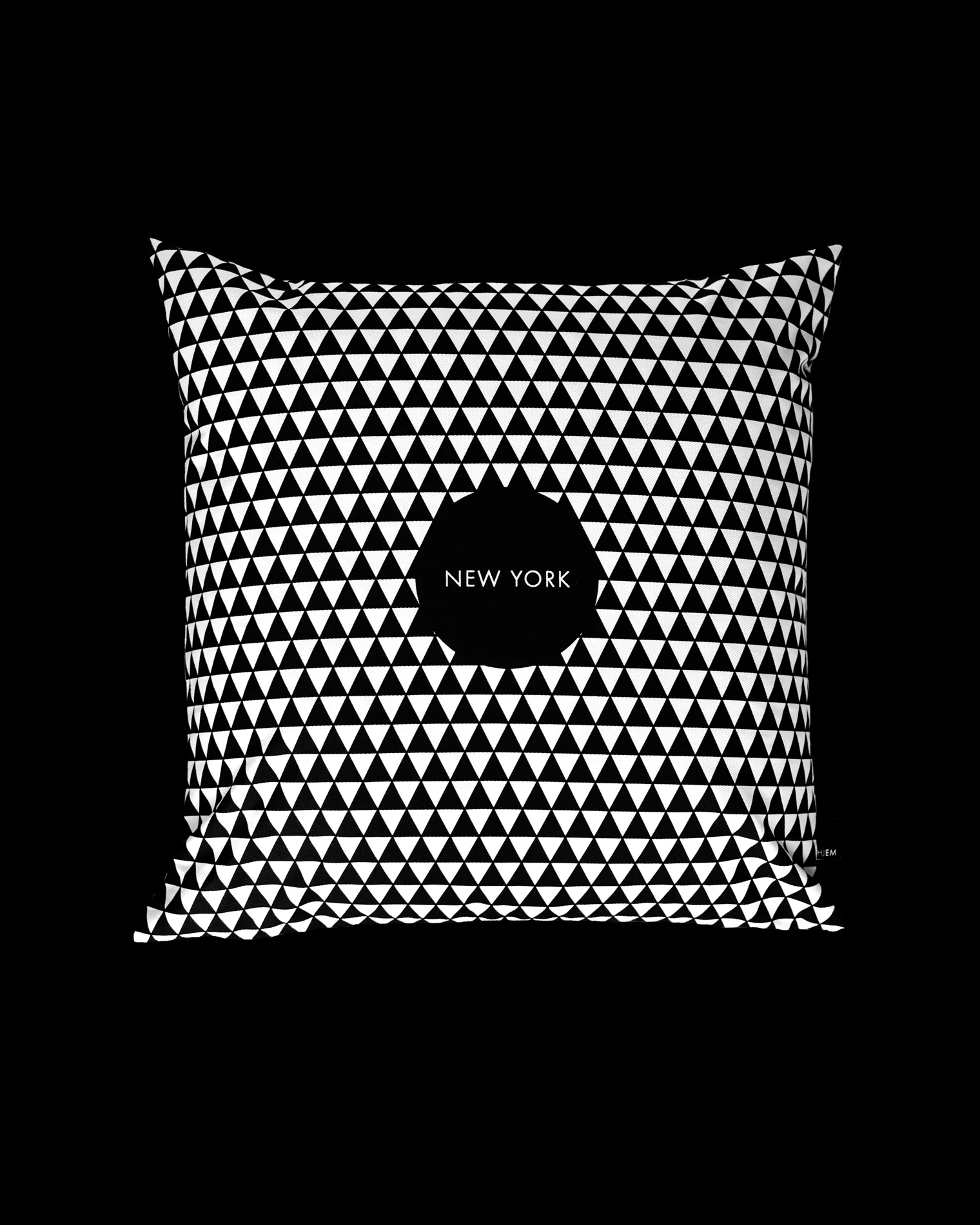 NEW YORK "BON VOYAGE" CUSHION WITH LUXURY FILLER