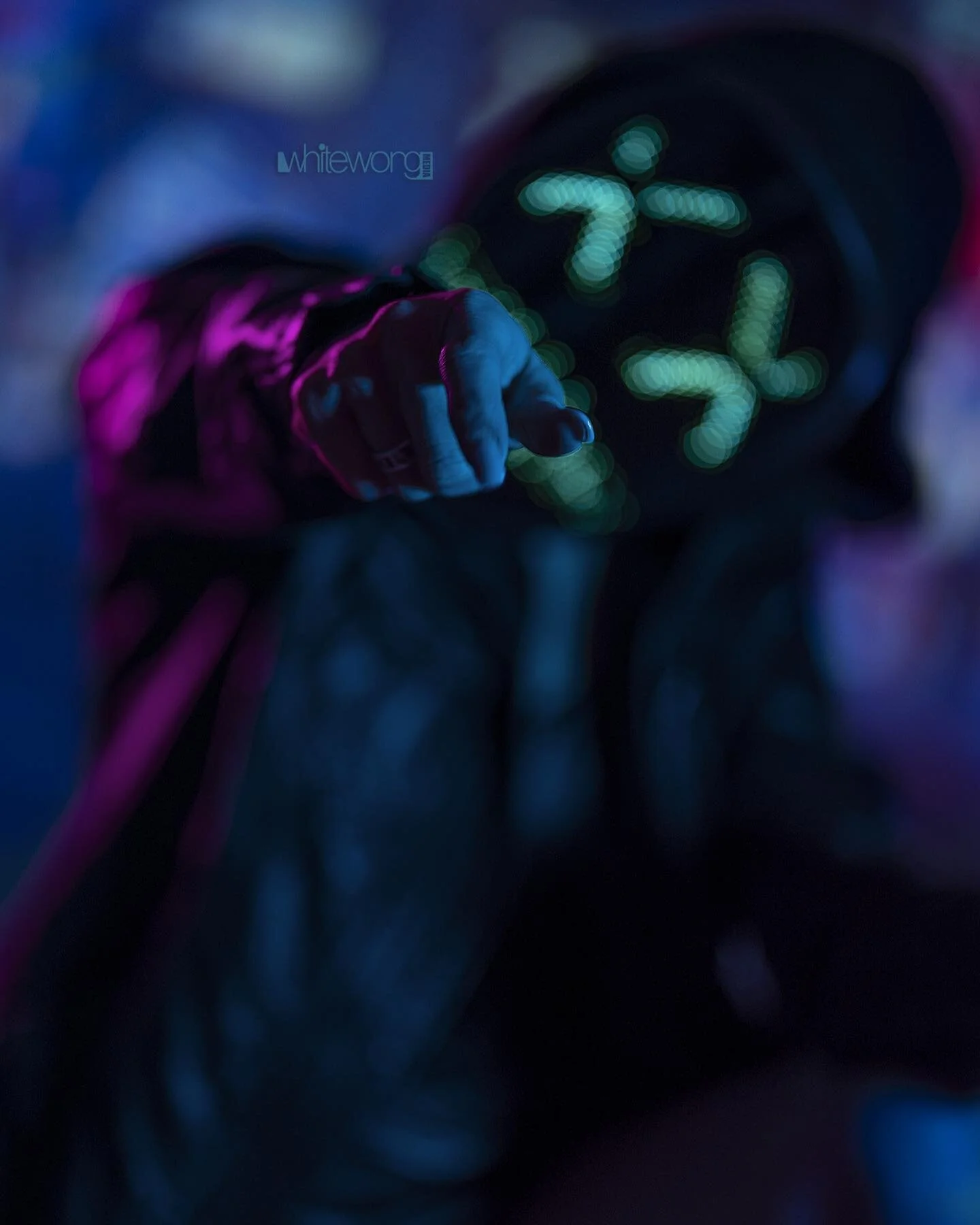 As the temperature drops I always test new ideas and studio projectors are always fun. @kathe_75  is always a pleasure to shoot with for fun ideas. 
-
-
-
-
Like-Follow-Comment-Share 
#sonyalpha #godox #projectionphotography #altgirl #cyberpunk #mego