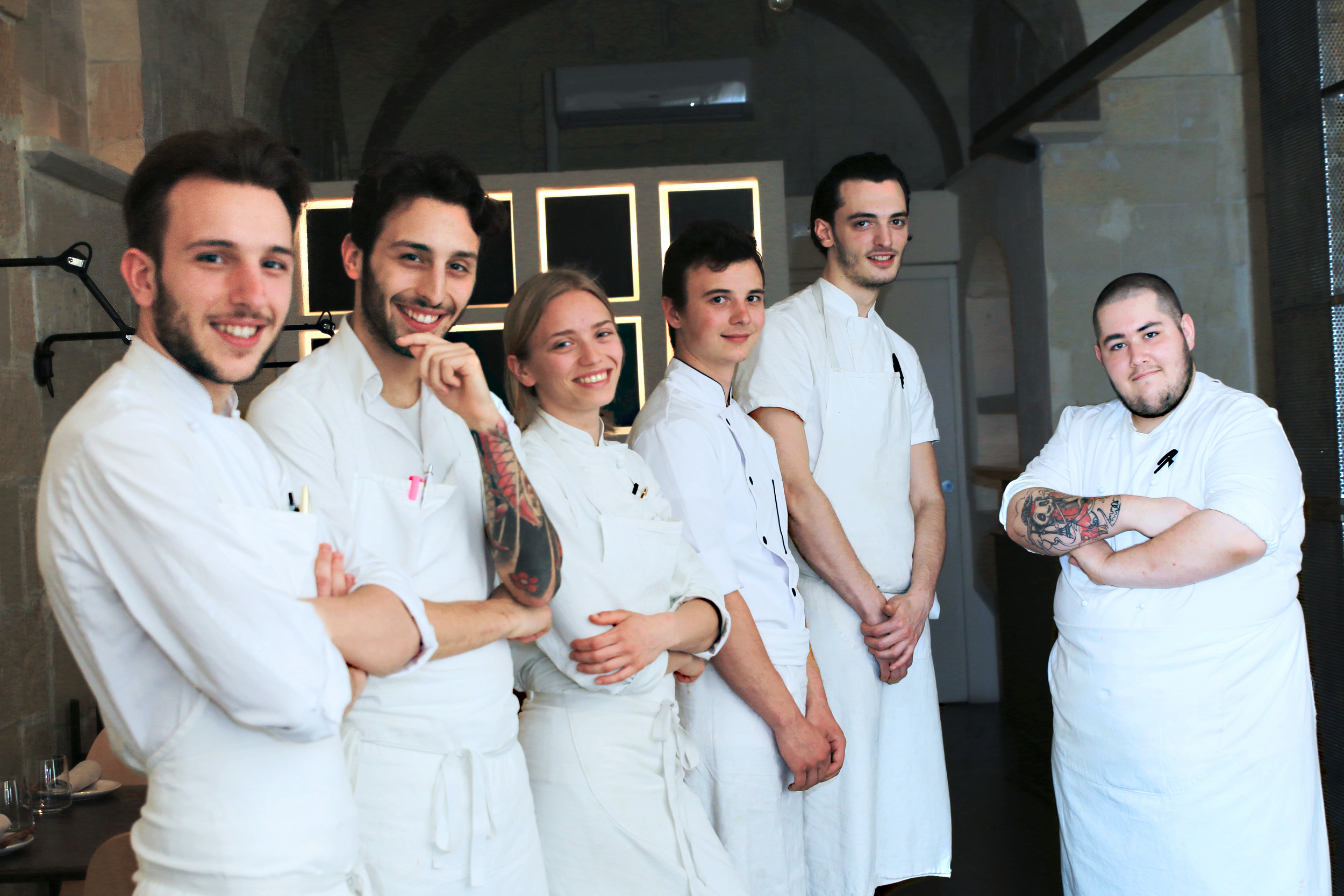 Giovanni e Floriano Pellegino - Chef;&nbsp;Isabella Potì -&nbsp;Sous chef;&nbsp;Antoine Galati - Chef di partita; Hugo Routier - Junior sous chef; Roberto Gomez - Demi chef di partita.